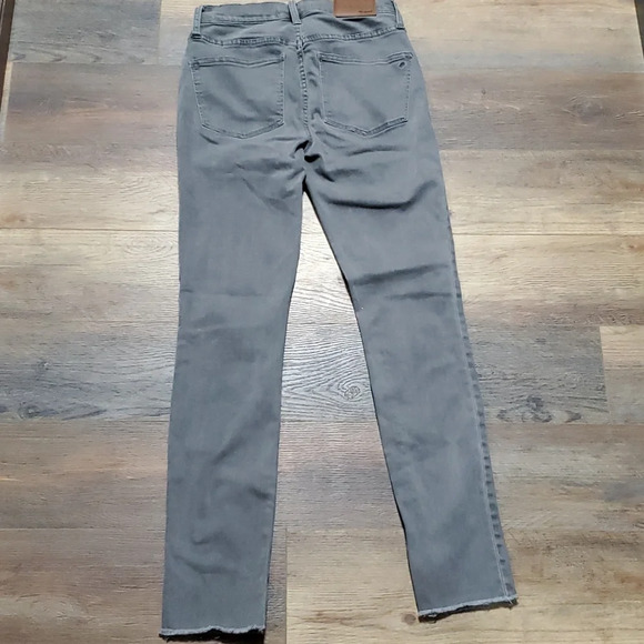 Madewell 9" high rise skinny grey raw hem jeans - Picture 8 of 9